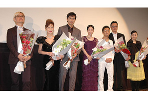 【東京国際映画祭レポートvol.13】パンチパーマ阿部寛に中谷美紀メロメロ