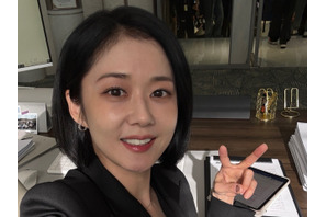 「40代とは思えない」“童顔女優”チャン・ナラ、異次元の透明感＆隙のない美肌にファン驚愕【写真】