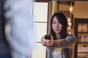 「もっと無様で、もっと必死で」吉岡里帆ら、北村匠海に飛びかかる『シャドウワーク』決死の乱闘本編映像