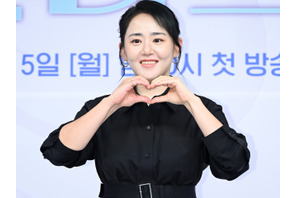 新婚の女優ムン・グニョン、結婚後初の公式の場に登場！「もっとしっかり生きていかなければ」