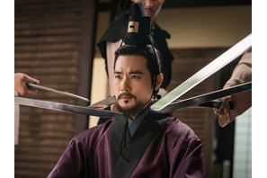 「この眼光に痺れる」俳優キム・ガンウ、新大河ドラマ『文武』で国の運命を背負う勝負師役に挑戦！