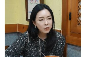 55歳女優キム・ジョンナン、甲状腺がん闘病後の心境を激白「つらいことが重なって…」