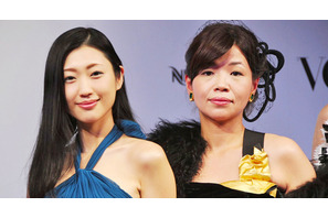 “不仲説”否定の壇蜜＆大久保佳代子、「VOGUE」受賞式に穏やかムードで揃って出席