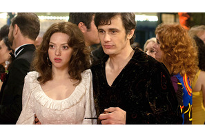 【予告編】アマンダ・セイフライド、ポルノ女優で新たな魅力を開花…『ラヴレース』