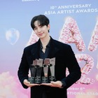 ジュノ、MC6時間→4冠達成！「AAA 2025」で輝いた“存在感”と気になる今後 画像