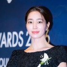 イ・ミンジョンが故アン・ソンギさんを追悼→公の場でハートポーズお断り【PHOTO】 画像