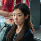 冷徹エリートから新米社員へ。パク・シネのギャップ演技が炸裂『Missホンは潜入調査中』に反響 画像