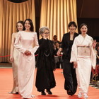 【第49回日本アカデミー賞】松たか子、倍賞千恵子をエスコート！北川景子、長澤まさみ、広瀬すずら笑顔でレッドカーペットを闊歩 画像