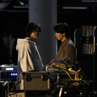 中村倫也と神木隆之介が対峙！ 映画『君のクイズ』、物語の核心に迫る緊迫の場面写真20点解禁 画像