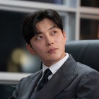 『素晴らしき新世界』俳優チャン・スンジョ、登場だけで空気を変える「1人2役」の怪演が話題 画像