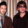 アンソニー・ウォン、なぜかかつらで登場にオダギリジョーも突っ込むか流すか困惑？ 画像