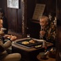 お好み焼きを囲むブレンダン・フレイザー＆柄本明『レンタル・ファミリー』本編映像 画像
