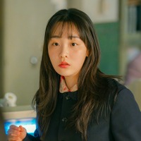 韓国ソウルの街にあふれるドヤ顔の“オ主任”。今最も熱い『テプン商事』主演キム・ミンハ 画像