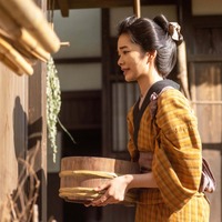 「風、薫る」第4回あらすじ・場面写真　父・信右衛門が病に伏し、りんは看病してくれる人を雇おうと家中のお金を集める…4月2日放送 画像