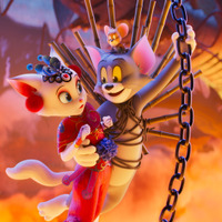 トムが“ネコ神様”に!? 異世界にタイムスリップ『トムとジェリー 時をこえる魔法の羅針盤』予告編 画像