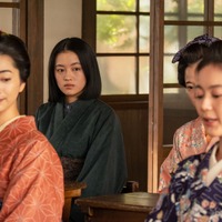 「風、薫る」第22回あらすじ・場面写真　英語の得意な直美と多江が中心となり、洋書の翻訳作業を進めるが…4月28日放送 画像