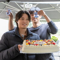 現場全員が涙？ 磯村勇斗＆オク・テギョンら家族のような距離感のオフショット公開！Netflixシリーズ「ソウルメイト」本日配信開始 画像