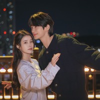 「21世紀の大君夫人」今夜最終回、IU＆ビョン・ウソクの“ヒジュ＆イアン大君”は危機を乗り越えられるのか 画像