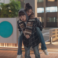 「本物の恋人同士のよう」ムン・ガヨン＆ク・ギョファンのカップル場面写真解禁『サヨナラの引力』 画像