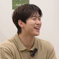 俳優コンミョン、兵役中の実弟・NCT ドヨンからの“太っ腹”なプレゼントを告白「誕生日に車を…」 画像