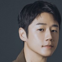 『いつかは賢いレジデント生活』チョン・ジュンウォン、新ドラマでコン・ヒョジンの夫＆娘溺愛パパに大変身！ 画像