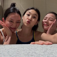 豪華すぎるっ！イ・ヘリ×BLACKPINKジス×チョン・ホヨンの同い年旅行に歓喜【PHOTO】 画像