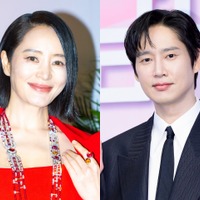芸能界屈指の“姉御肌” 女優キム・ヘス、パク・ソンフンらの出演舞台を観劇…後輩への温かい愛情 画像