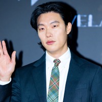俳優リュ・ジュンヨルがG-DRAGON所属事務所と専属契約！ユ・アインの合流にも注目 画像