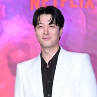 『七日の王妃』俳優イ・ドンゴン、済州島で運営するカフェが一時休業へ…度重なる工事延長で客から不満の声も 画像