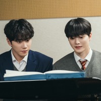 ライバルから最高のデュオへ！ソン・ガン＆イ・ジュニョンの関係性の変化が見える『フォーハンズ』スチール公開 画像