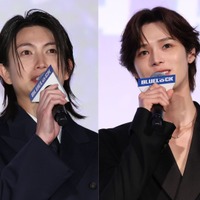 「最高の相棒」「凪玲王可愛すぎ」綱啓永、K（＆TEAM）と『ブルーロック』“相棒”おんぶショット公開 画像