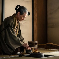 「豊臣兄弟！」第33回あらすじ・場面写真　大徳寺にこもっていた小一郎は、一人の茶人に出会う…8月30日放送 画像