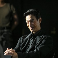 「堺雅人劇場」リュウ“堺雅人”まさかの1人3役に驚きの声上がる…「裏切ってない」の考察も「VIVANT」第16話 画像