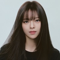 TWICEジョンヨンがガラリと大変身！“女優オーラ”漂うシックな新プロフィール写真を披露【写真】 画像