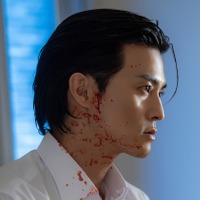俳優キム・ジフンが『財閥 x 刑事2』最終回に“特別出演”！「全身血まみれ」の怪演に戦慄走る… 画像
