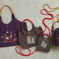「ムーミン」リトルミイが繊細な刺繍に♪ コロンとした巾着バッグが登場！手持ち＆ショルダーの2WAY仕様 画像