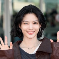 『トンイ』名子役キム・ユジョン、美脚際立つ秋の空港ファッションに目が釘付け！【写真】 画像