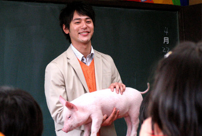 映画史上初！　妻夫木聡主演作『ブタがいた教室』がベルマーク活動に参加 画像