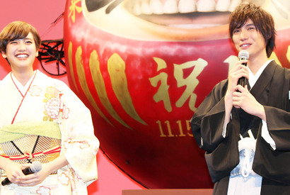 福士蒼汰、和装ほめられドヤ顔　『神さまの言うとおり』完成披露に女性ファン殺到！ 画像