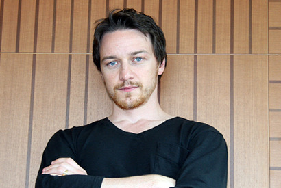 「殴られすぎて顔がむちゃくちゃ！」まさにブレイク直前のジェームズ・マカヴォイ 画像