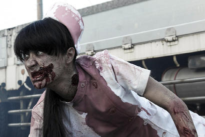シシド・カフカの“ゾンビメイク”公開！　品川ヒロシ監督作で「大胆に」 画像