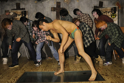 芸能界サバイバーの小島よしお　生き残りを賭けゾンビと新ユニット結成！ 画像