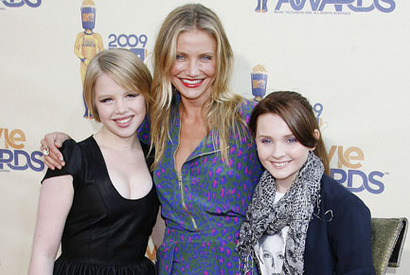 【ハリウッドより愛をこめて】ブランジェリーナ、遂に結婚？　キャメロンは笑顔の復帰 画像