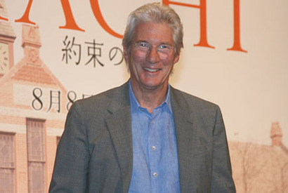 リチャード・ギア、犬の演技に感服「人間の俳優には絶対出来ない、ピュアな演技」 画像