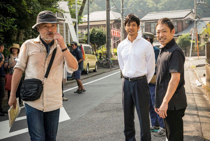 西島秀俊＆香川照之は「黄金コンビ」　『クリーピー』撮影現場に潜入！ 画像