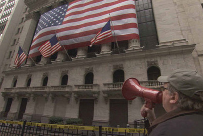 マイケル・ムーア『キャピタリズム』がN.Y.とL.A.限定公開で大ヒットスタート 画像