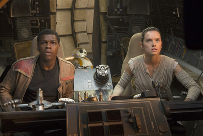 【特別映像】デイジー・リドリーにラッパーの才能!?『スター・ウォーズ』撮影舞台裏 画像