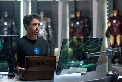 スカヨハ＆M・ローク暴れまくり！　『アイアンマン2』最新映像が到着 画像