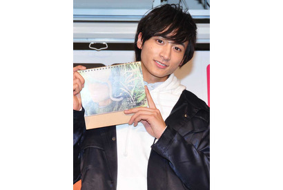 小関裕太、クリスマスは舞台共演者とプレゼント交換！ 「1,500円以内で考え中」 画像