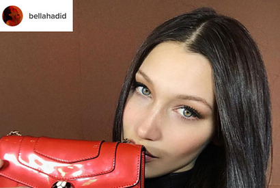 ベラ・ハディッド、「ブルガリ」の小物コレクションの新アンバサダーに 画像